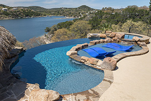 Gunite Kidney Shape Swimming Pool with Dark Blue Water Color