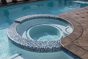 Gunite L-Shaped Shape Swimming Pool with Light Blue Water Color