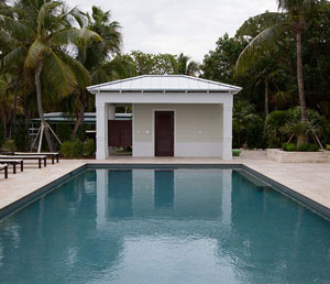 Glam - Rectangular Pool with Cabana